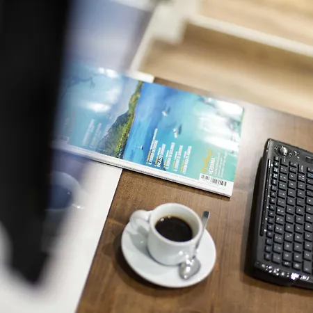 Dante Maison De Luxe