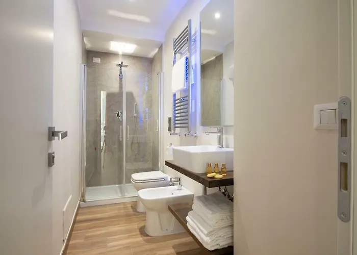 Dante Maison De Luxe Bed and Breakfast 4*