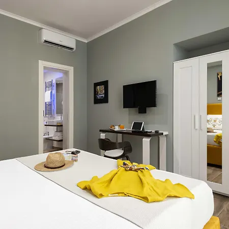 Dante Maison De Luxe 4* Neapel